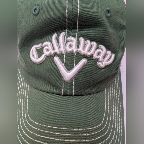 Callaway Golf Cap In Green And White Excellent Condition Embroidered - Picture 2 of 9